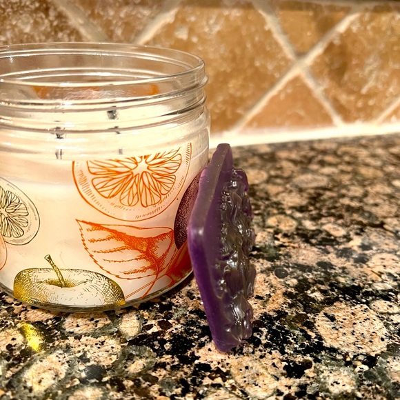 Artisan Handmade Japanese Honeysuckle Soap - Picture 2 of 5